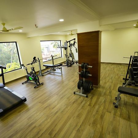 Kkm International Hotel Thiruvananthapuram Bagian luar foto