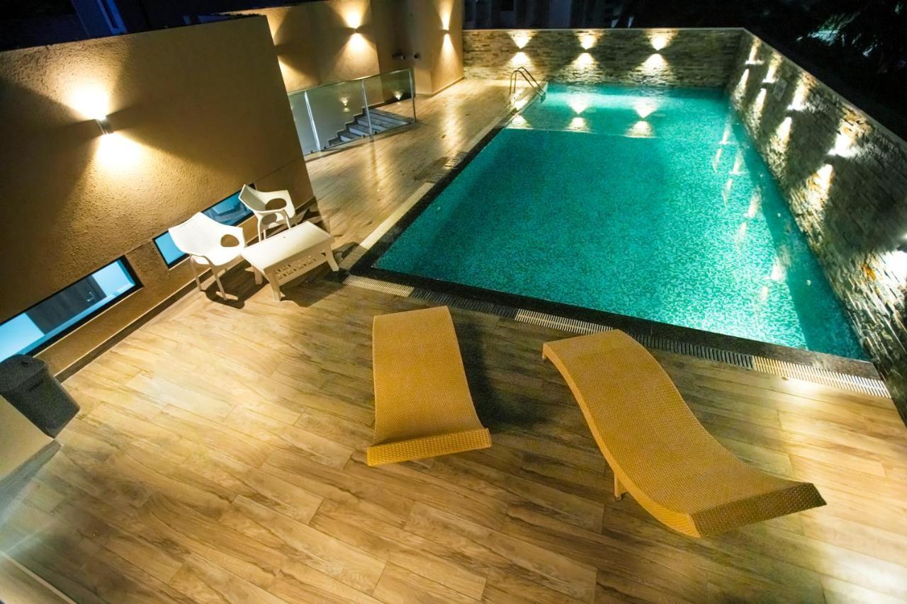 Kkm International Hotel Thiruvananthapuram Bagian luar foto